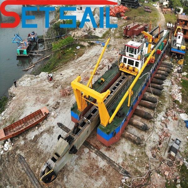 Cutter Suction Dredging Equipment with Long Discharge Distance and Customized