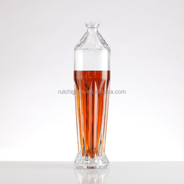 Super Flint Glass Bottles for Vodka Whisky 500ml 750ml 1000ml Highly Sought