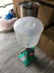 Accurate and Butter Liquid Honey Filling Machine 13 kg Capacity Filling Accuracy