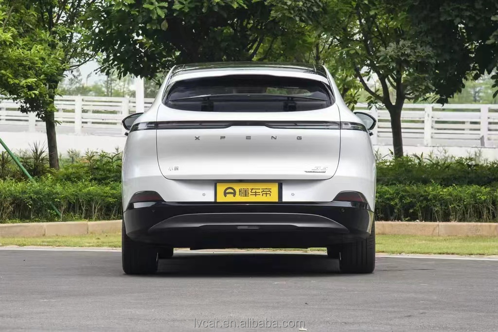 Xpeng G6 2023 580km/755km Range Electric Car with 5 Seater and 202km/h Top Speed